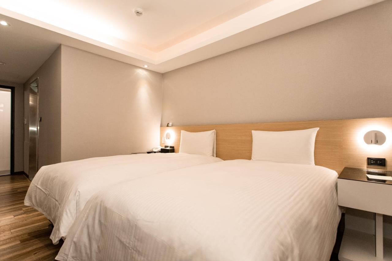 Hub Hotel Тучэн Экстерьер фото